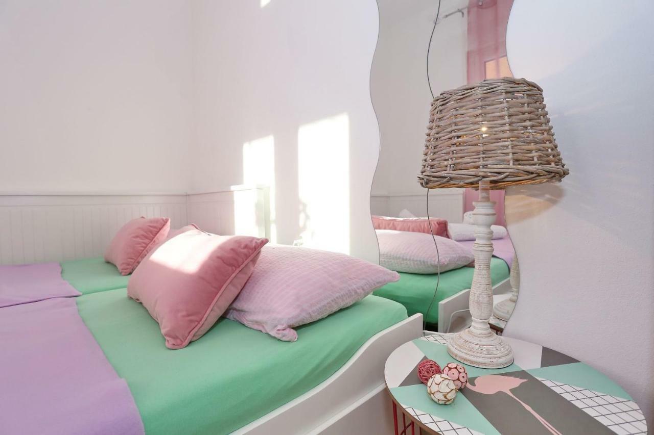 Nivel Apartment Vir