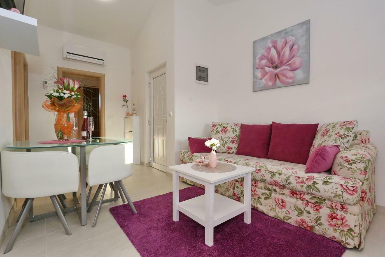Nivel Apartment *