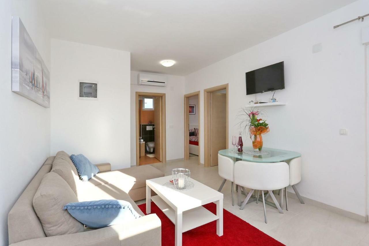 Nivel Apartment