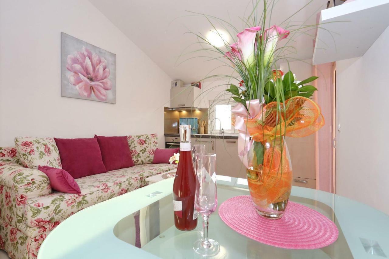 Nivel Apartment *
